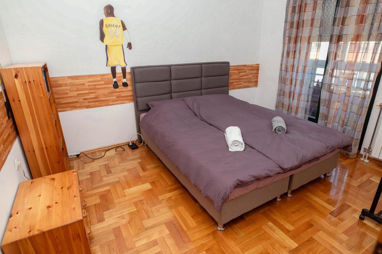 Ugodan I Luksuzan Apartman Баня Лука Екстериор снимка