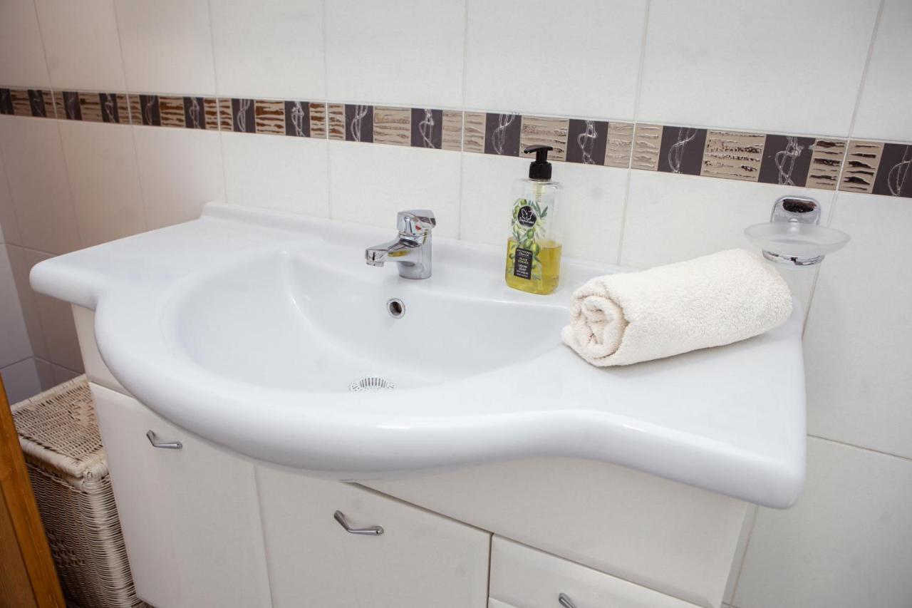 Ugodan I Luksuzan Apartman Баня Лука Екстериор снимка